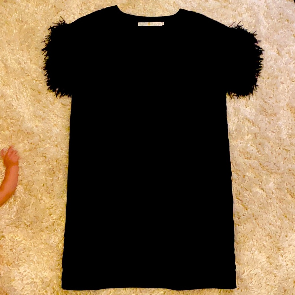 Marie Olive Black dress with frills on the sleeves